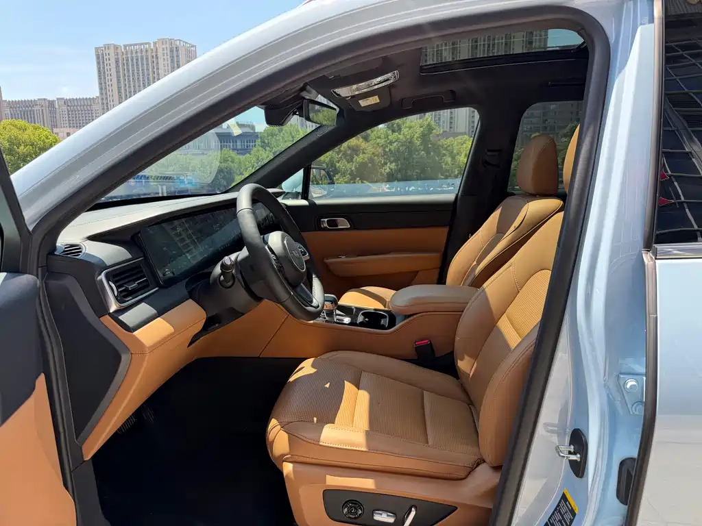 Li Auto ONE 2021 6 мест