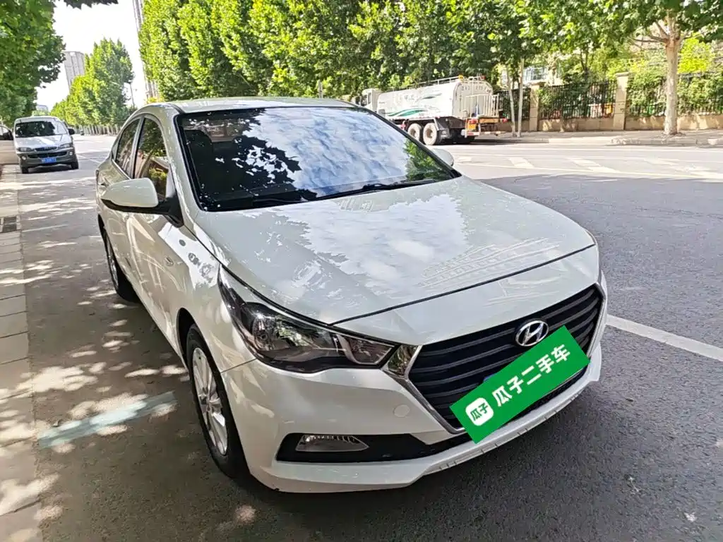 Hyundai Verna — миниатюра 4