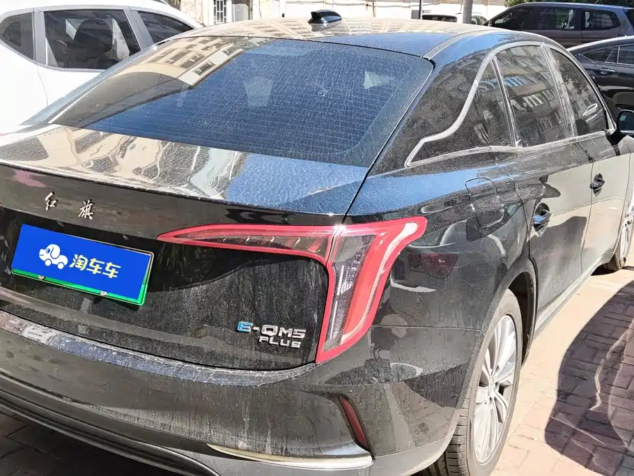 Hongqi Hongqi E-QM5 — миниатюра 3