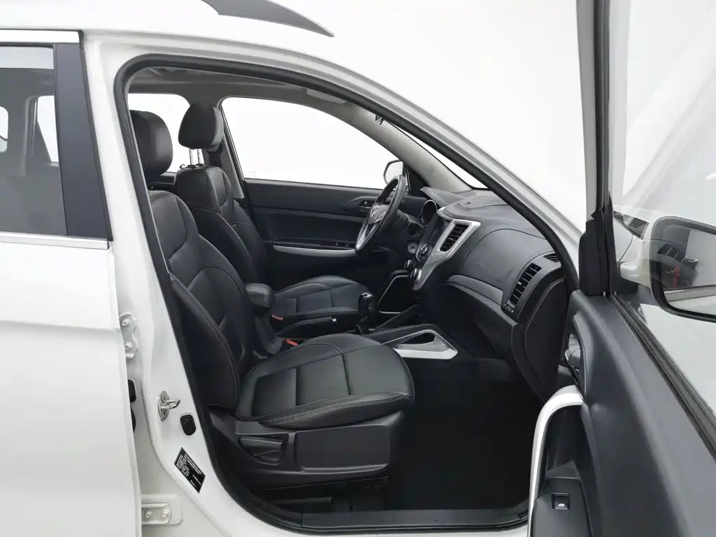 Changan CS35 — миниатюра 23