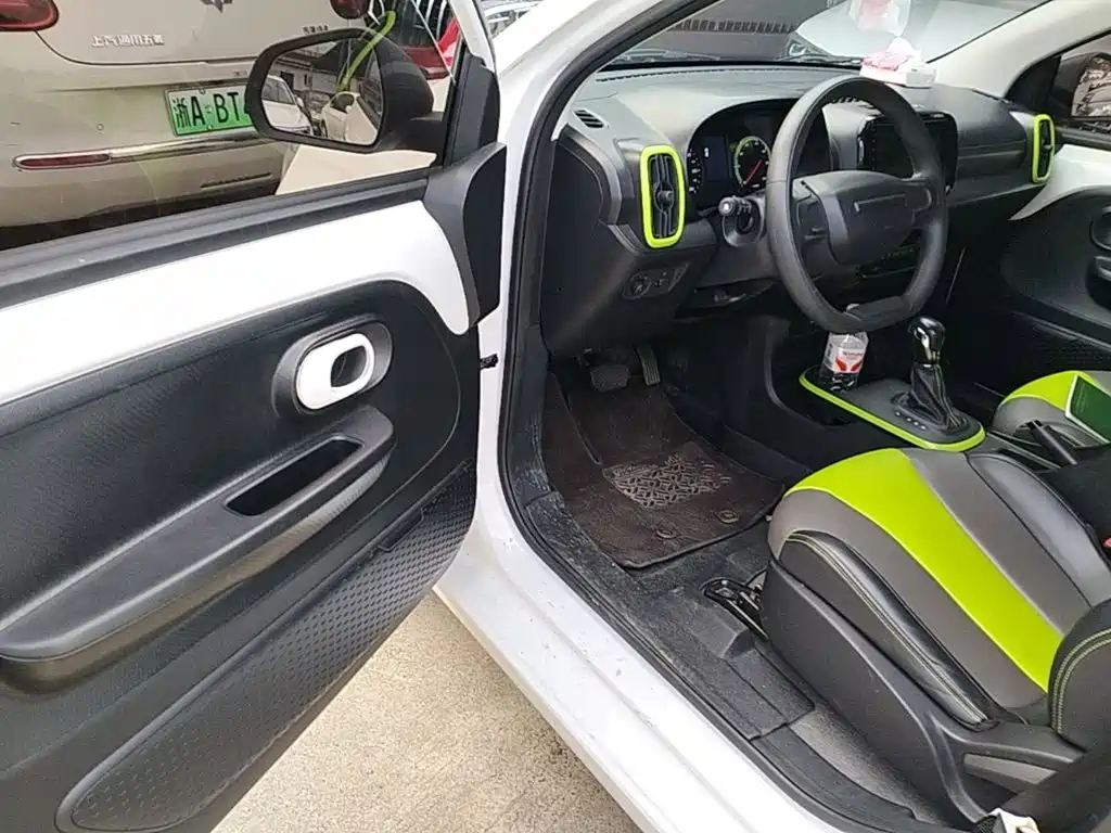 Roewe Clever — миниатюра 16
