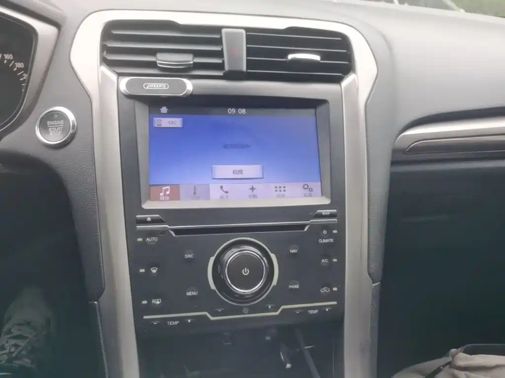 Ford Mondeo — миниатюра 13