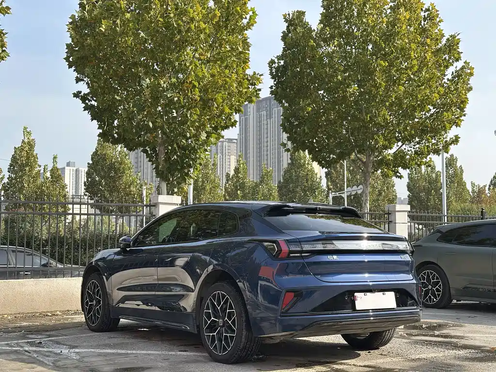 ZEEKR EXTREME KRYPTON 001