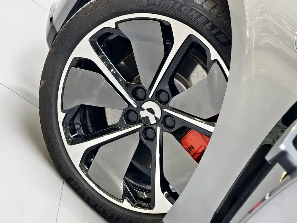 NIO ET5 — миниатюра 16