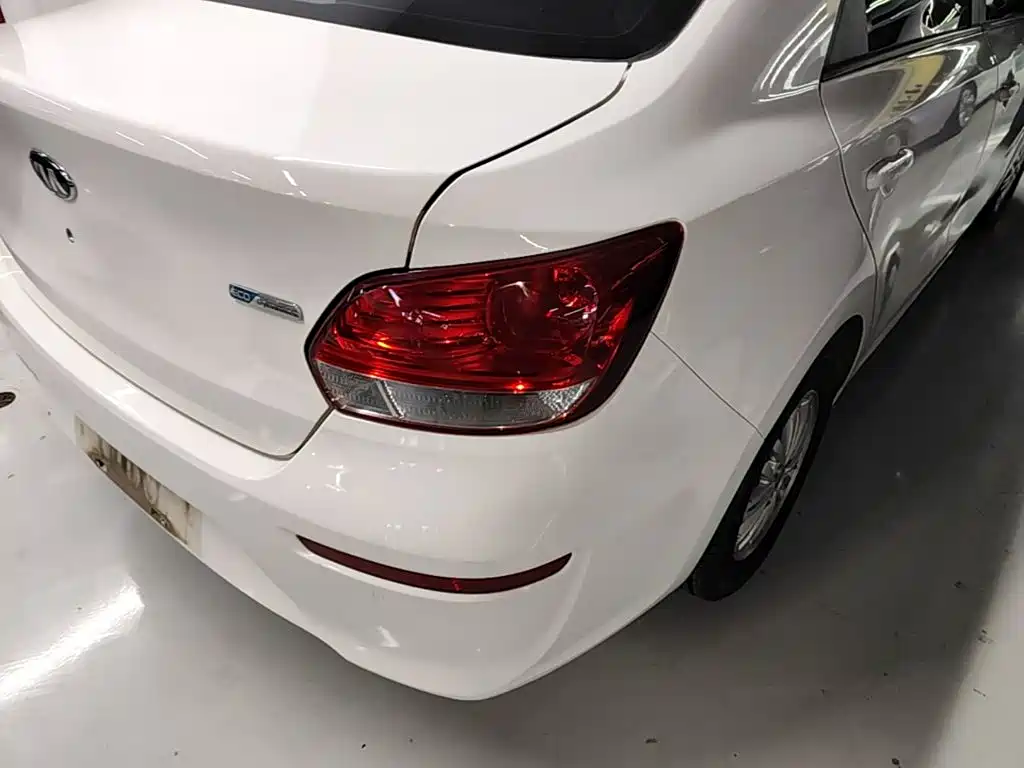 Kia Huanchi — миниатюра 8