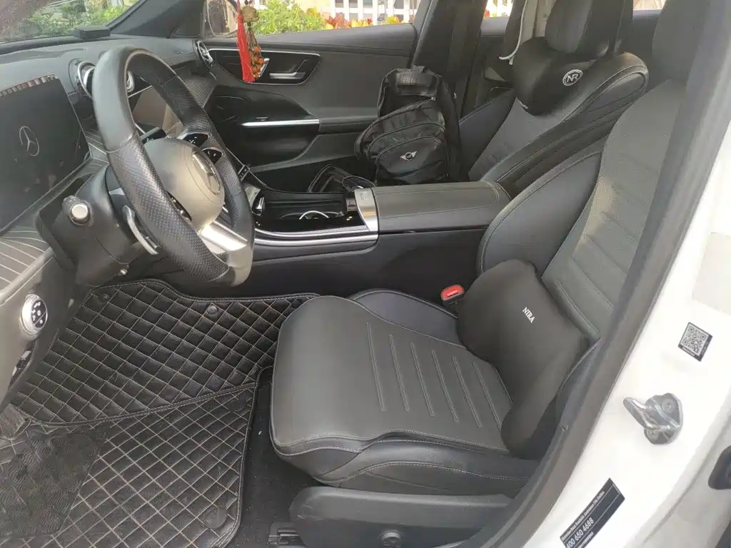 Mercedes-Benz C-Class — миниатюра 16