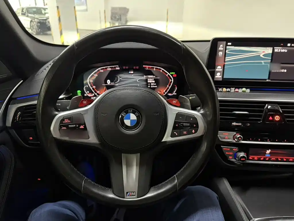 BMW 5 Series (Import) — миниатюра 10