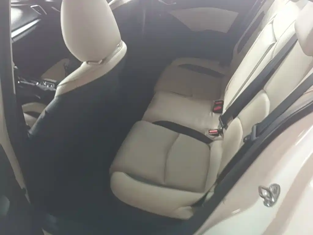 Mazda 3 Axela — миниатюра 17