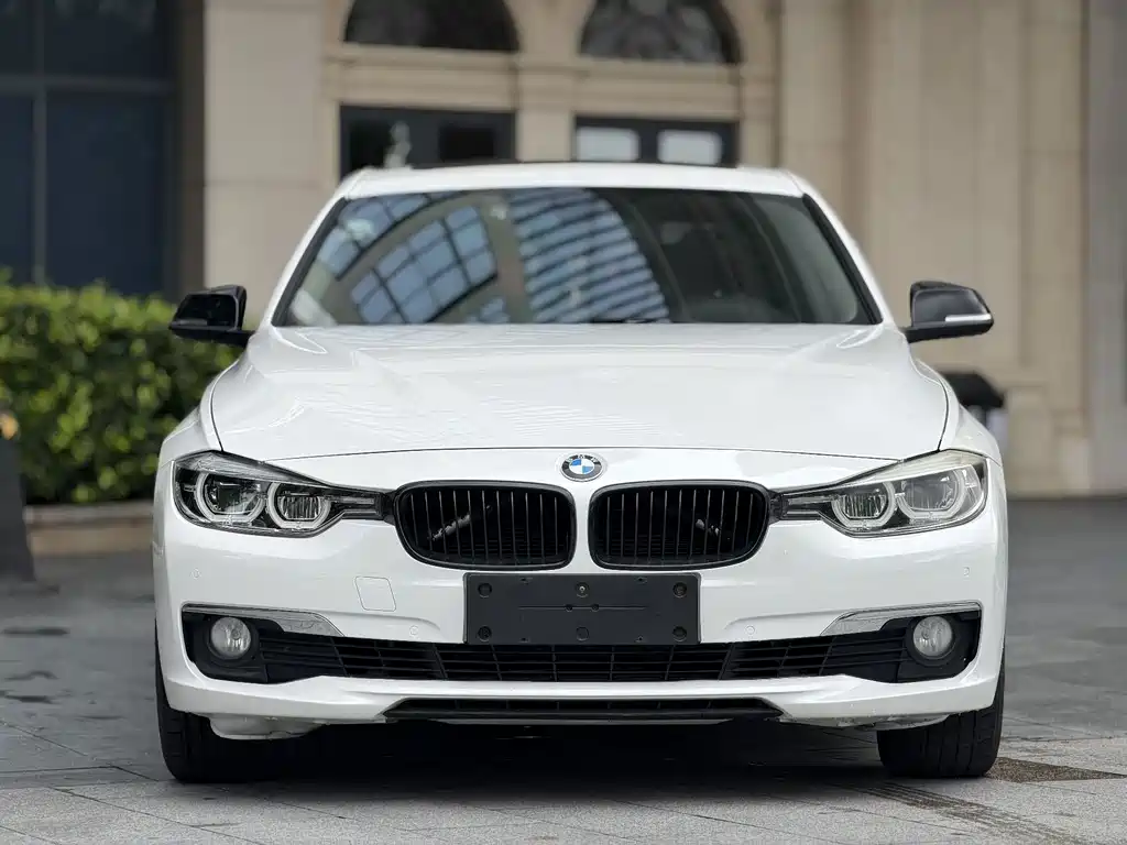 BMW 3 Series — миниатюра 2
