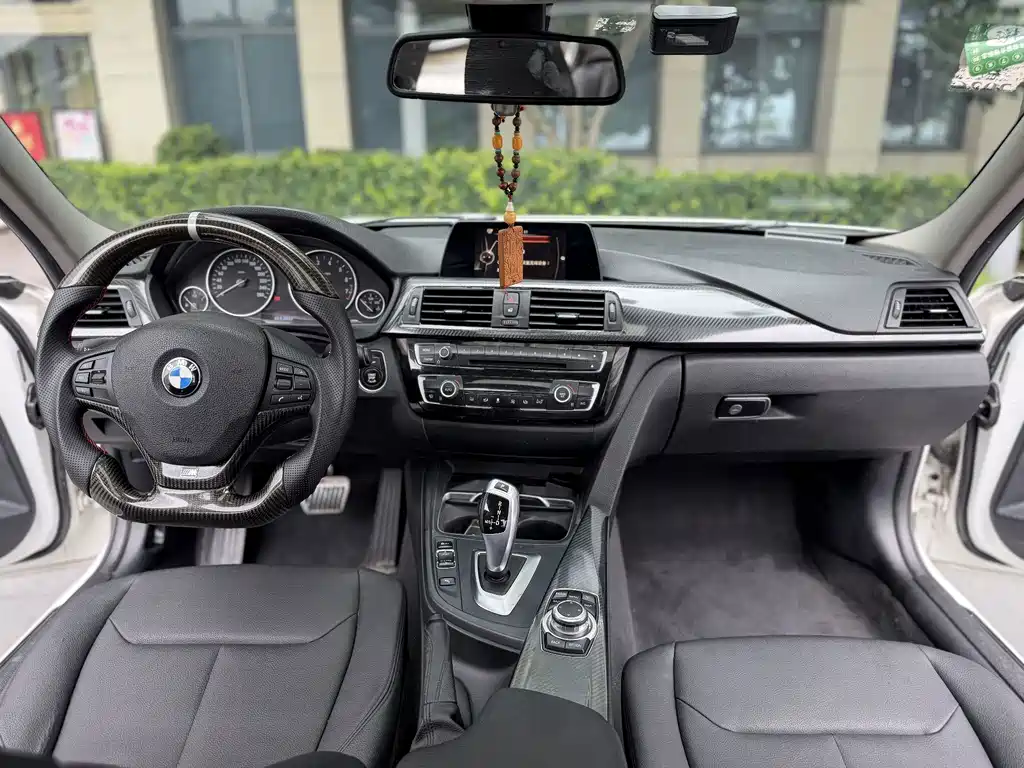BMW 3 Series — миниатюра 5