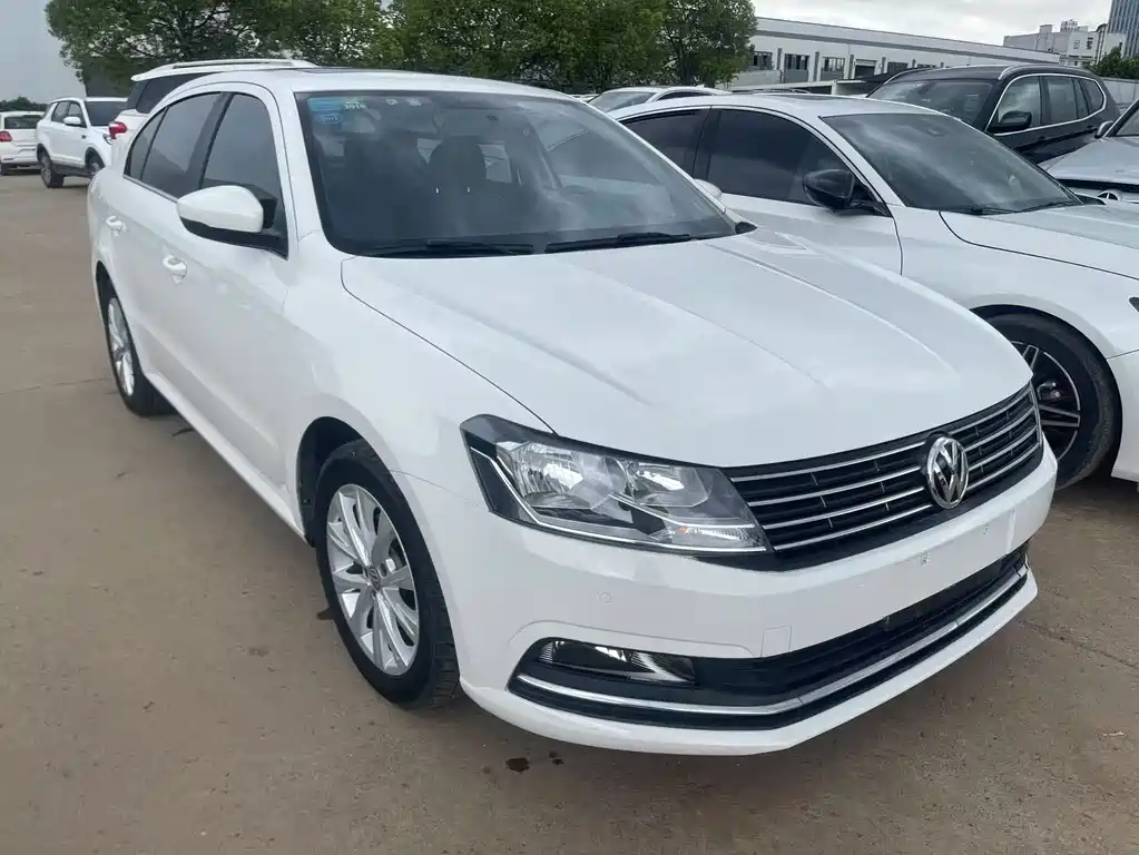 Volkswagen Lavida — миниатюра 2