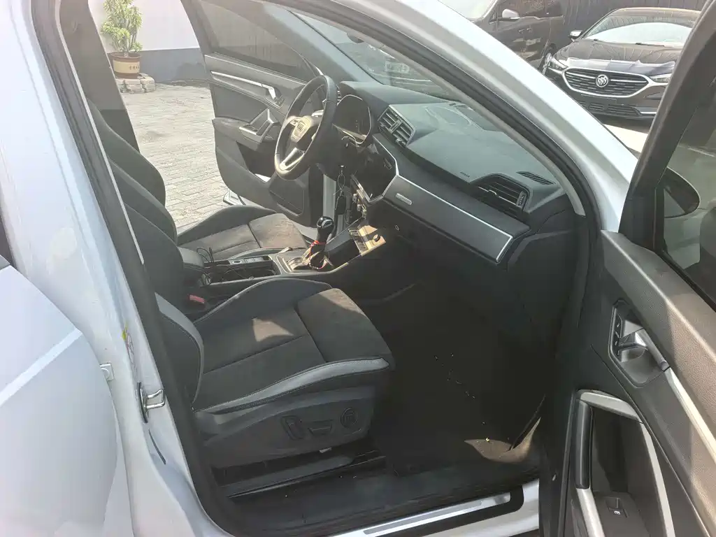 Audi Q3 2022 35 TFSI Fashion