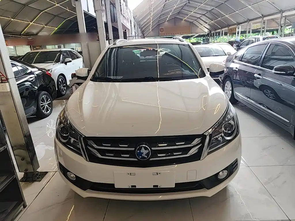 Venucia T70 — миниатюра 3