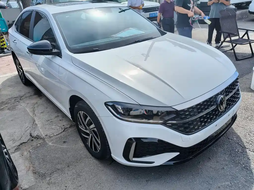 Volkswagen Lavida — миниатюра 3