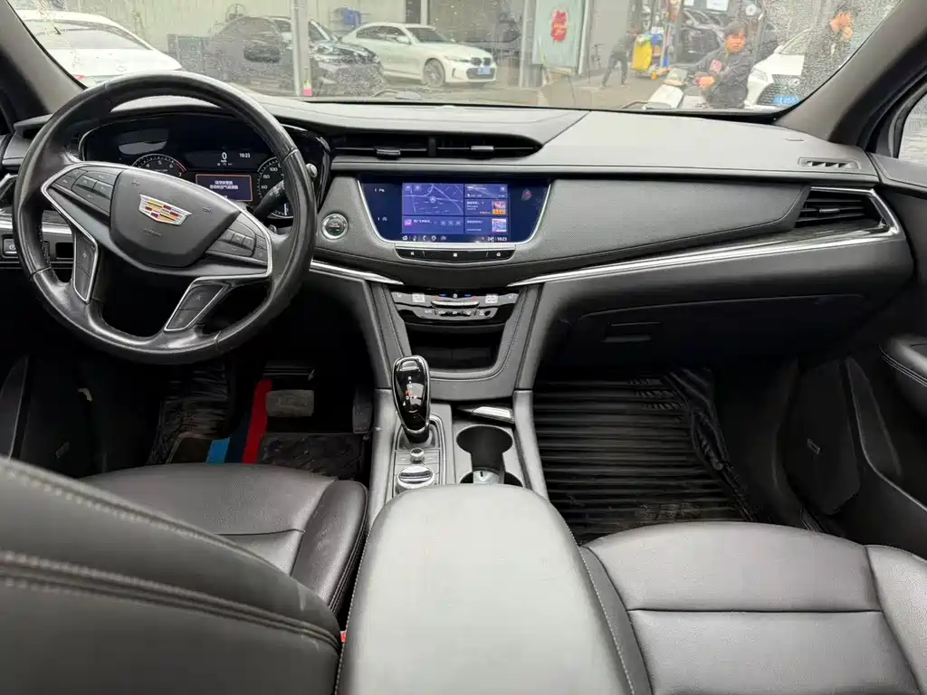 Cadillac XT5 — миниатюра 5