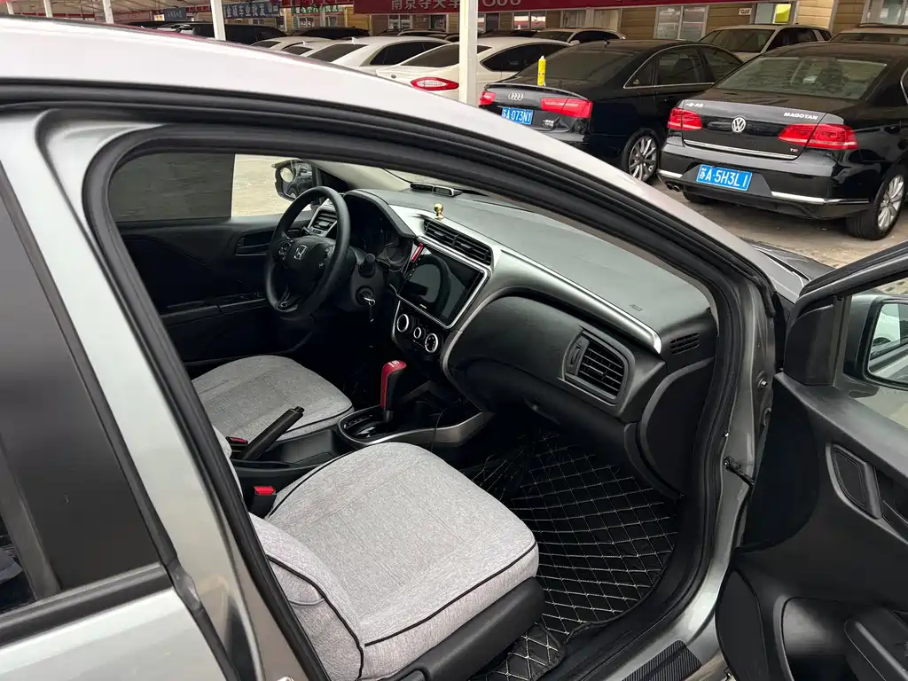 Honda City — миниатюра 15
