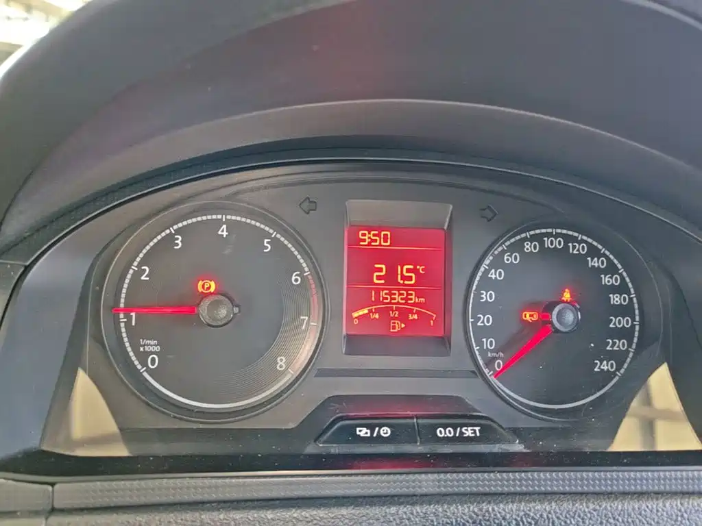 Volkswagen Santana — миниатюра 12