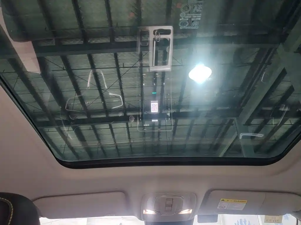 Roewe RX5 New Energy — миниатюра 18