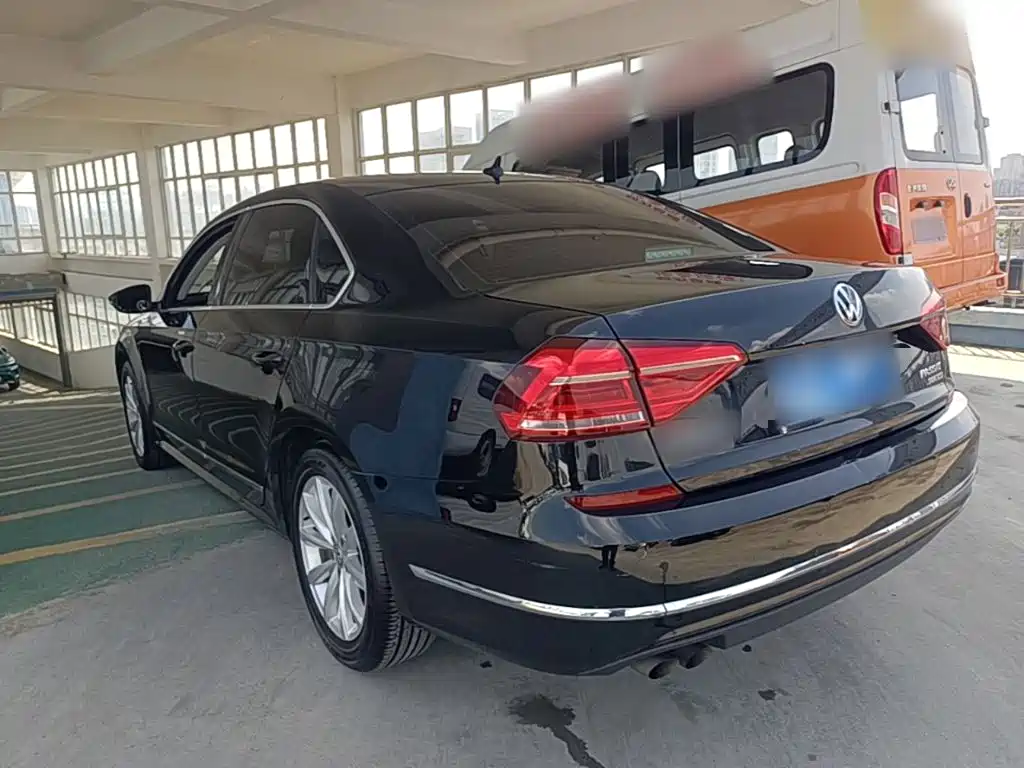 Volkswagen Passat — миниатюра 5