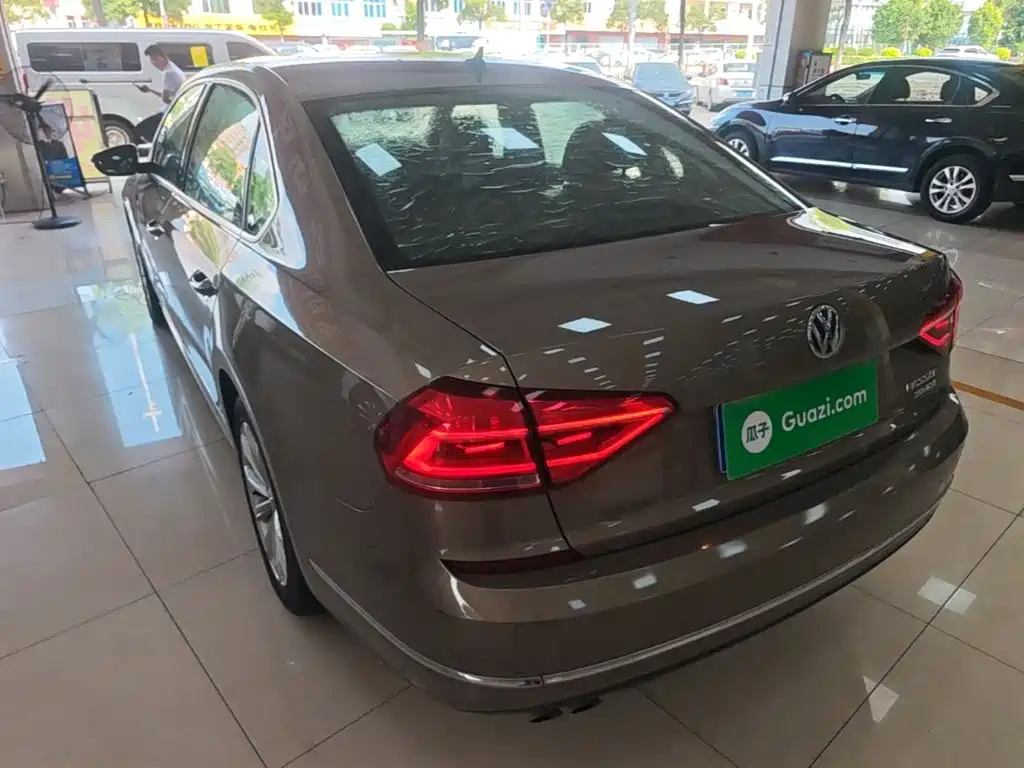 Volkswagen Passat — миниатюра 5