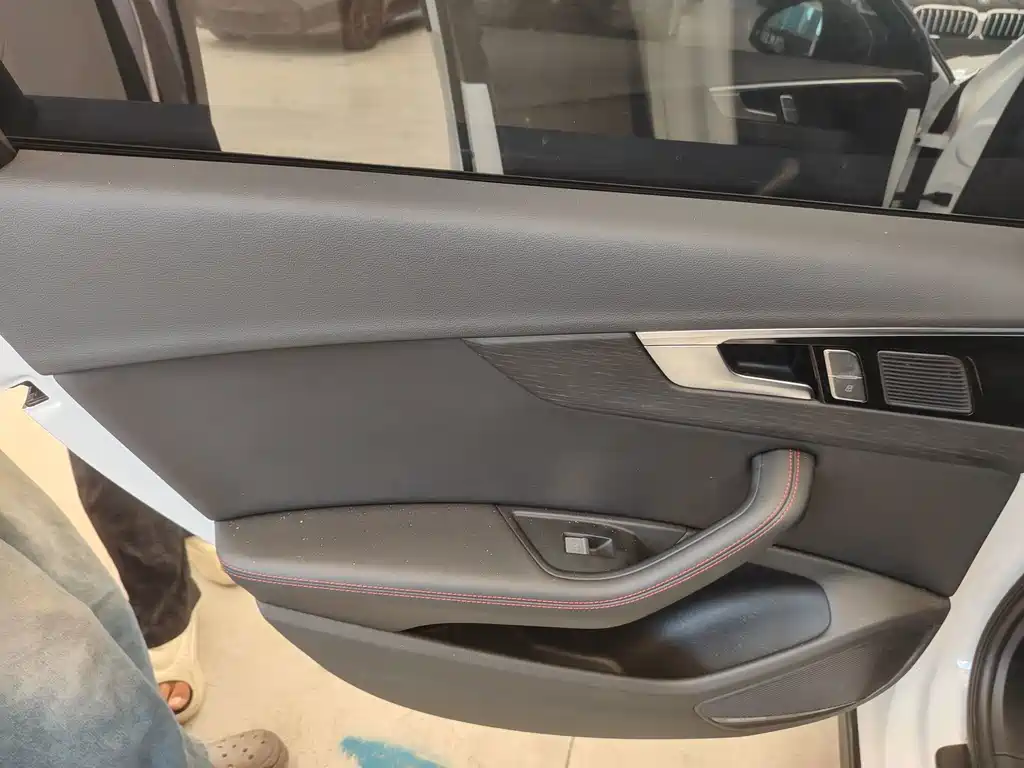 Audi A4L — миниатюра 29