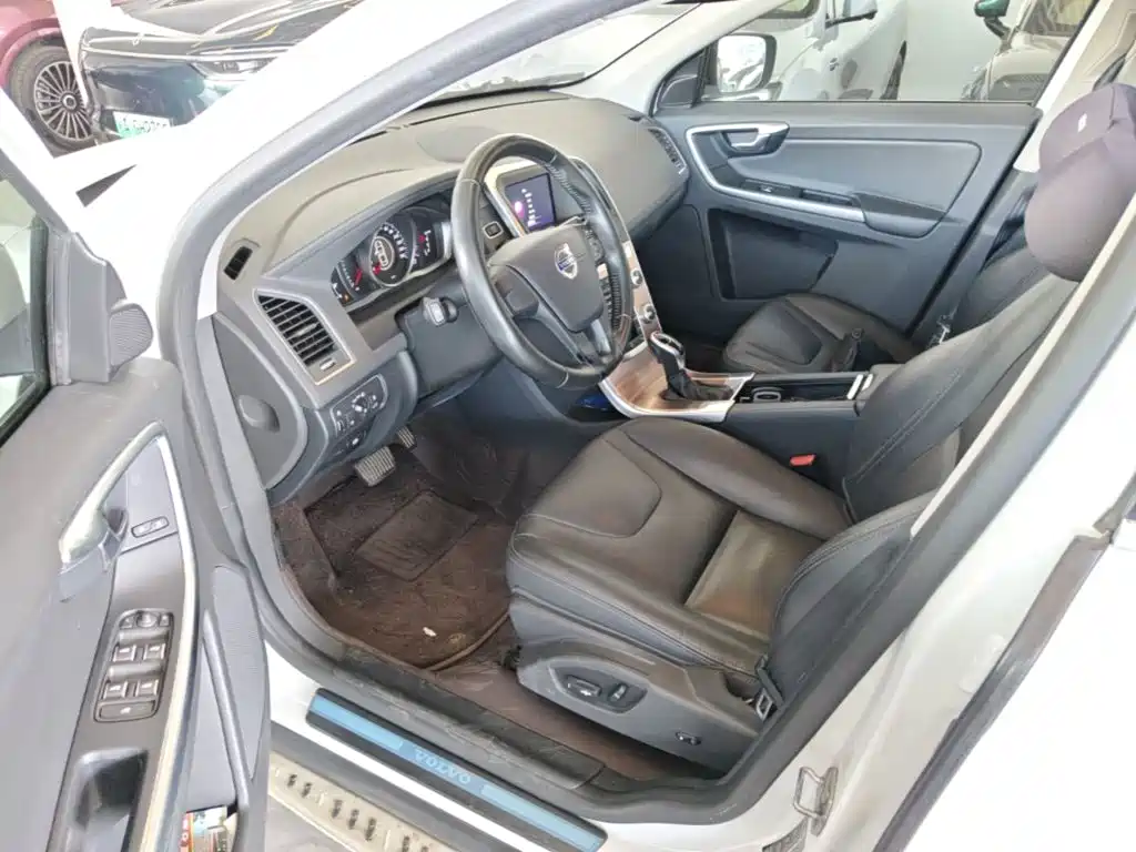 Volvo XC60 — миниатюра 16