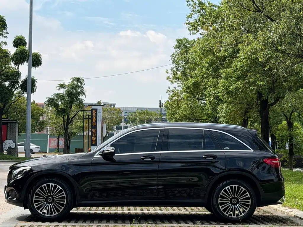 Mercedes-Benz GLC — миниатюра 6