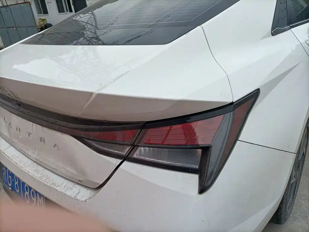 Hyundai Elantra — миниатюра 21