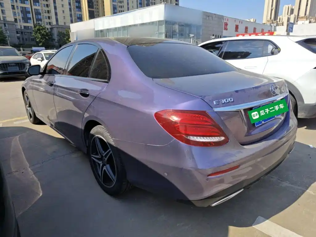 Mercedes-Benz E-Class (Import) — миниатюра 5