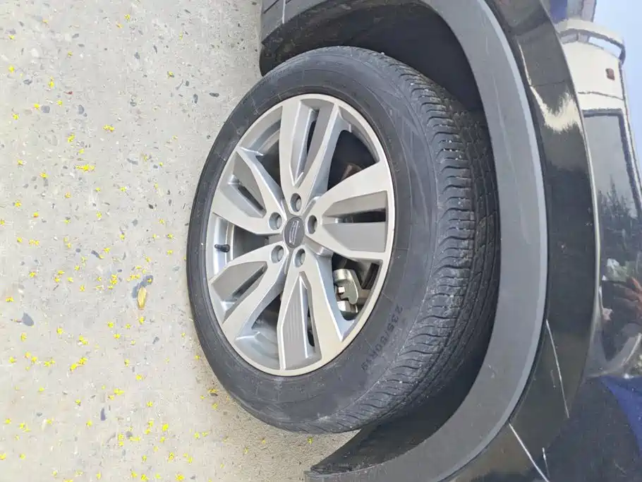 Geely Haoyue — миниатюра 6