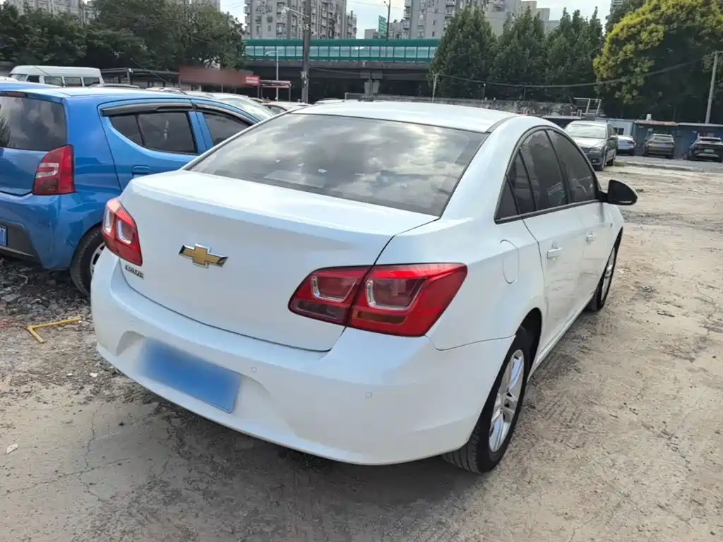 Chevrolet Cruze — миниатюра 7