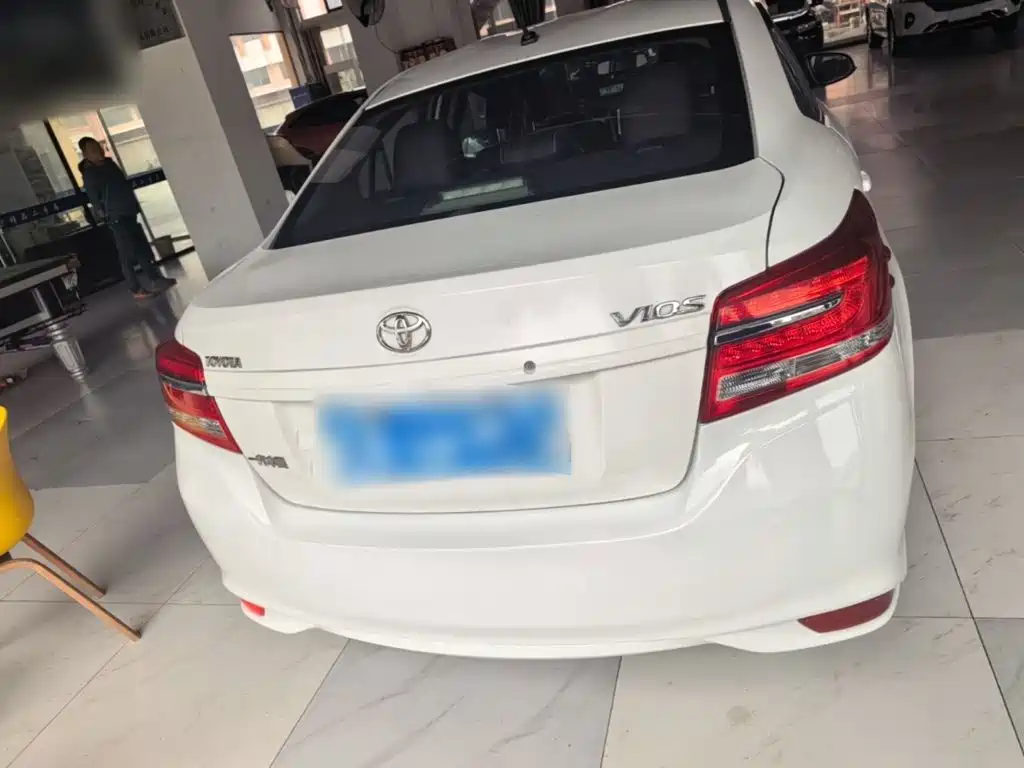 Toyota Vios — миниатюра 6