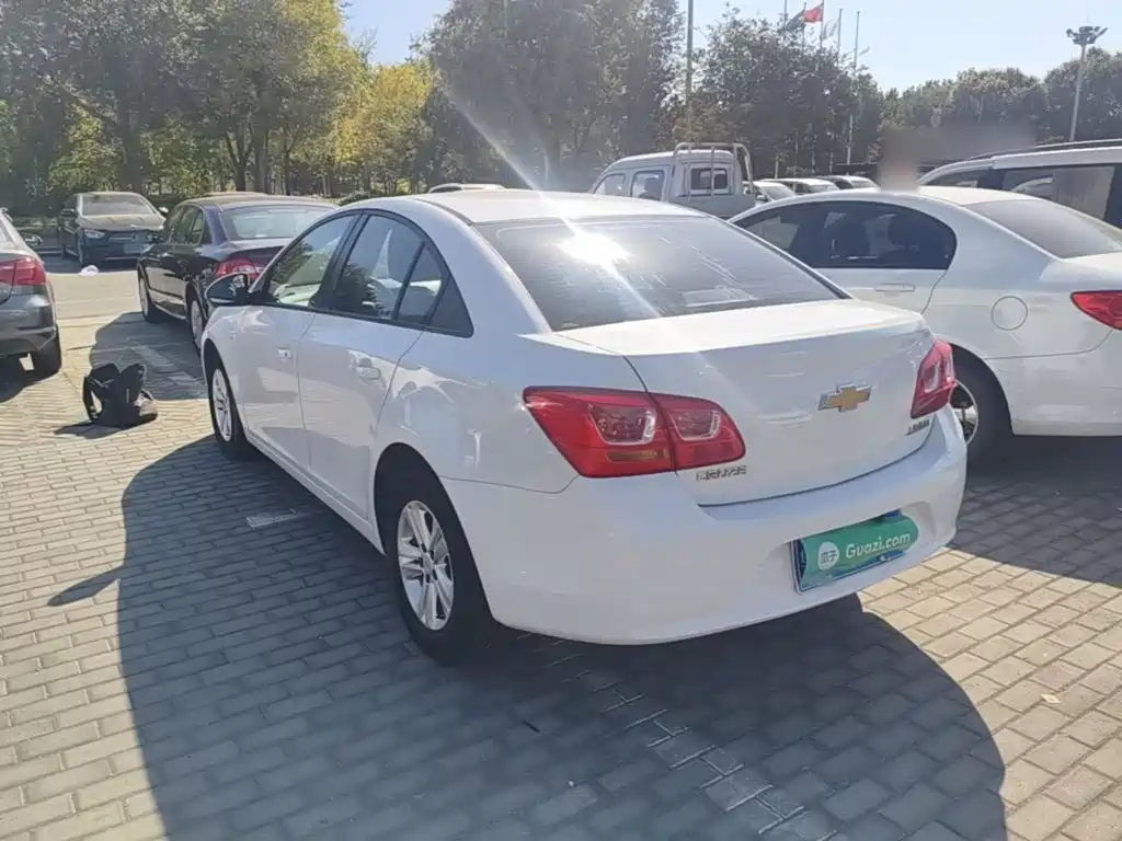 Chevrolet Cruze — миниатюра 5