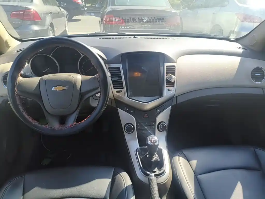 Chevrolet Cruze — миниатюра 10