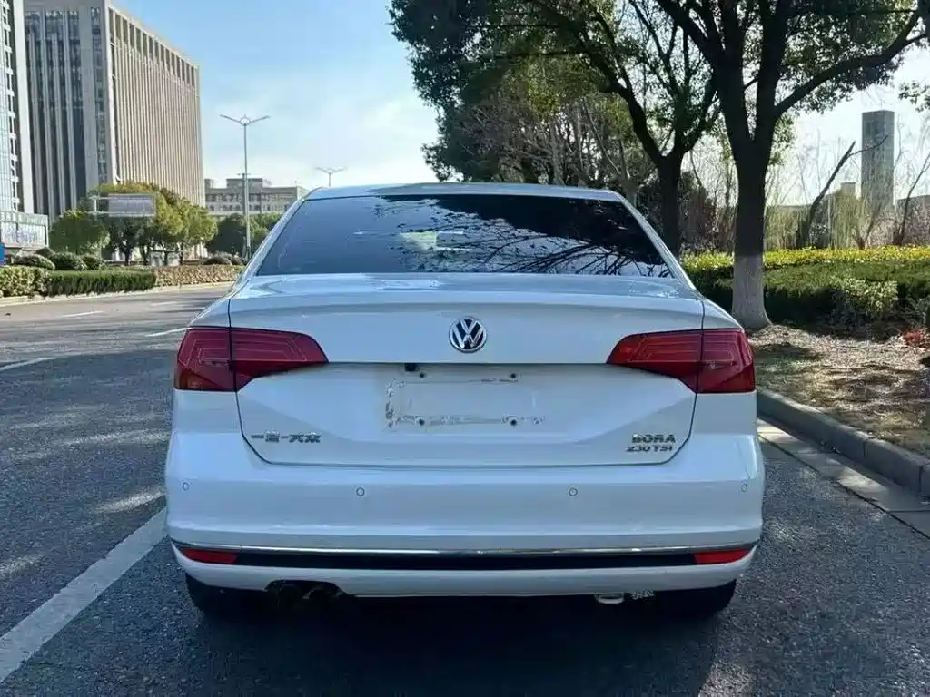 Volkswagen Bora — миниатюра 8