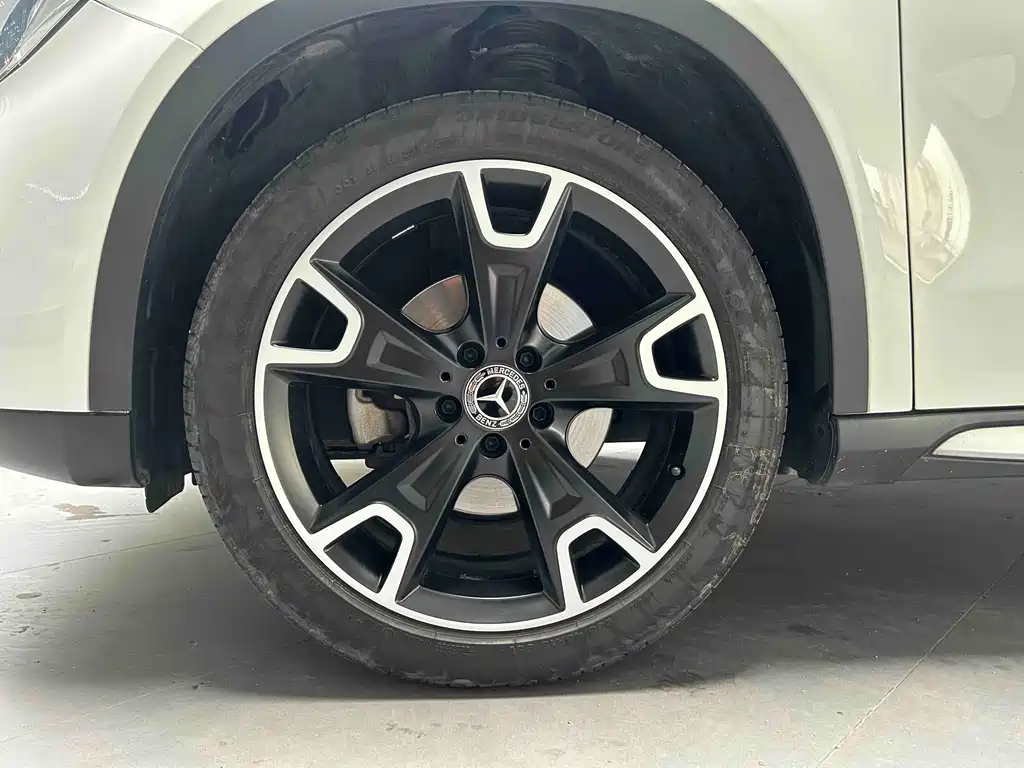 Mercedes-Benz GLA — миниатюра 3