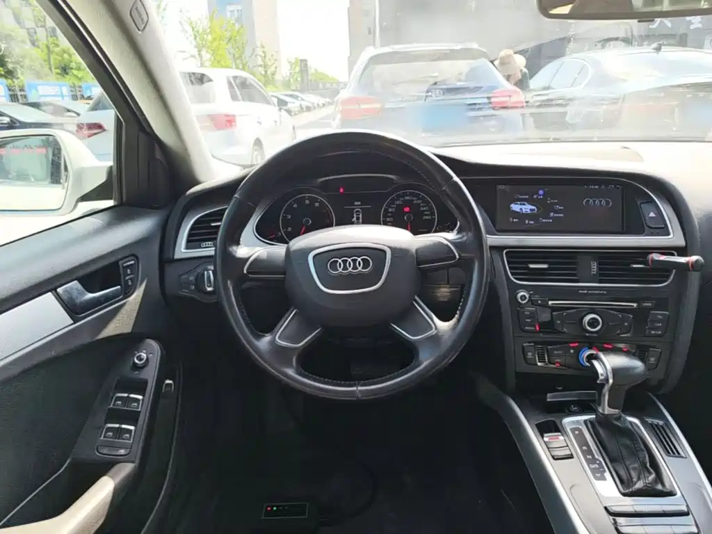 Audi A4L — миниатюра 11