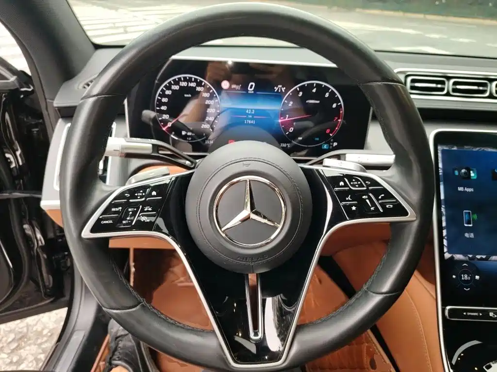 Mercedes-Benz S-Class — миниатюра 3
