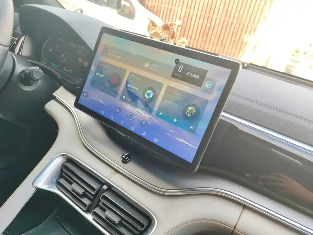 BYD PLUS New Energy — миниатюра 19