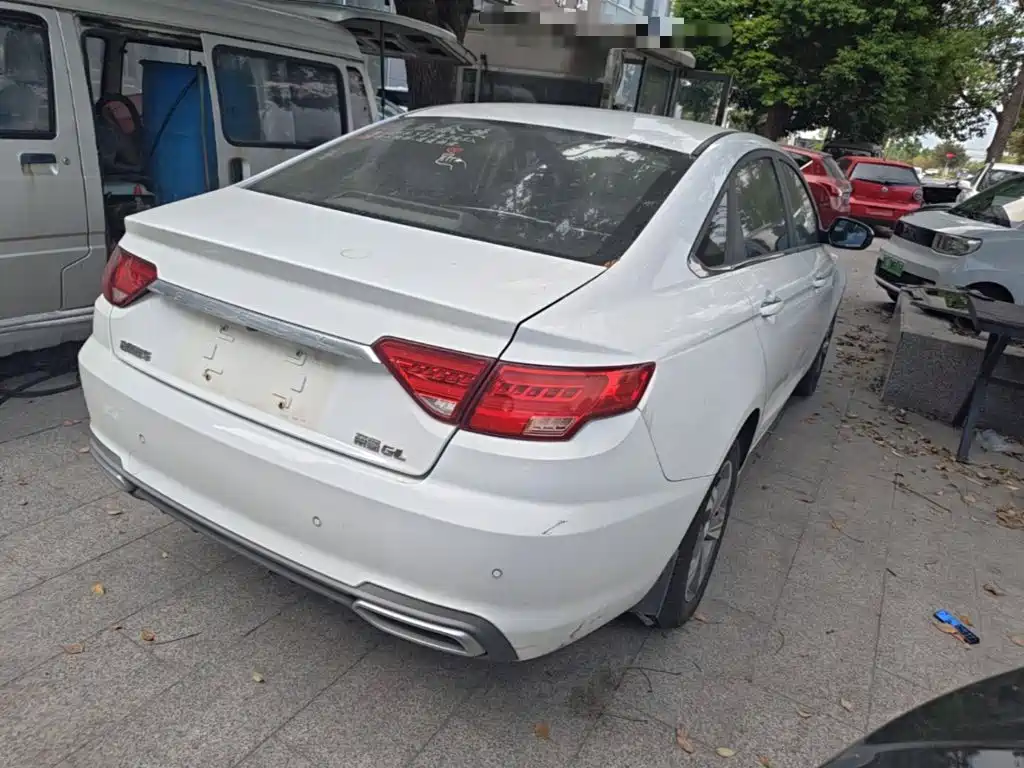 Geely Emgrand GL — миниатюра 7