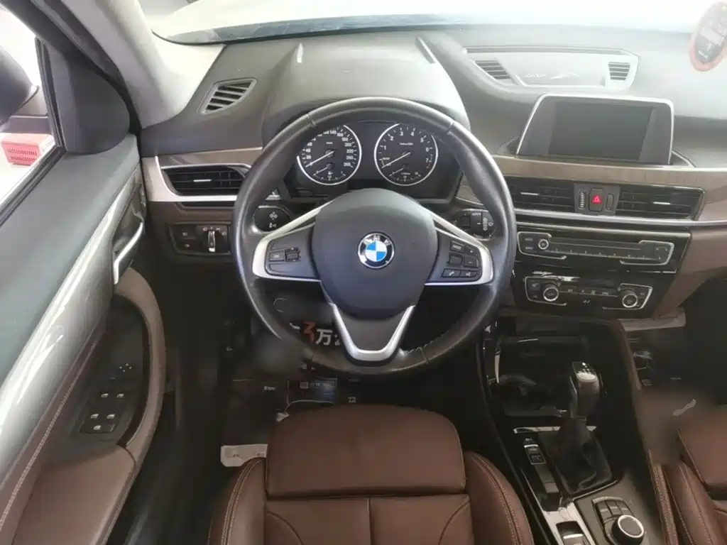 BMW X1 — миниатюра 11