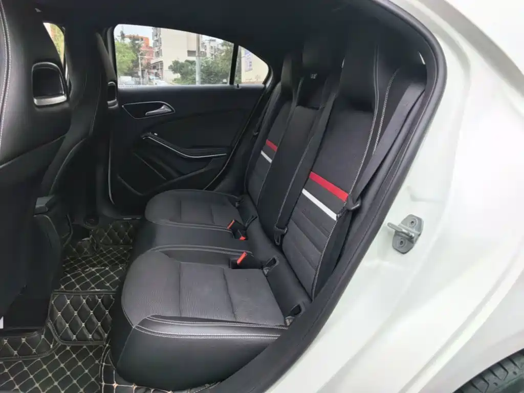 Mercedes-Benz A-Class (Import) — миниатюра 17