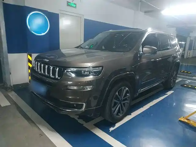 JEEP GRAND COMMANDER