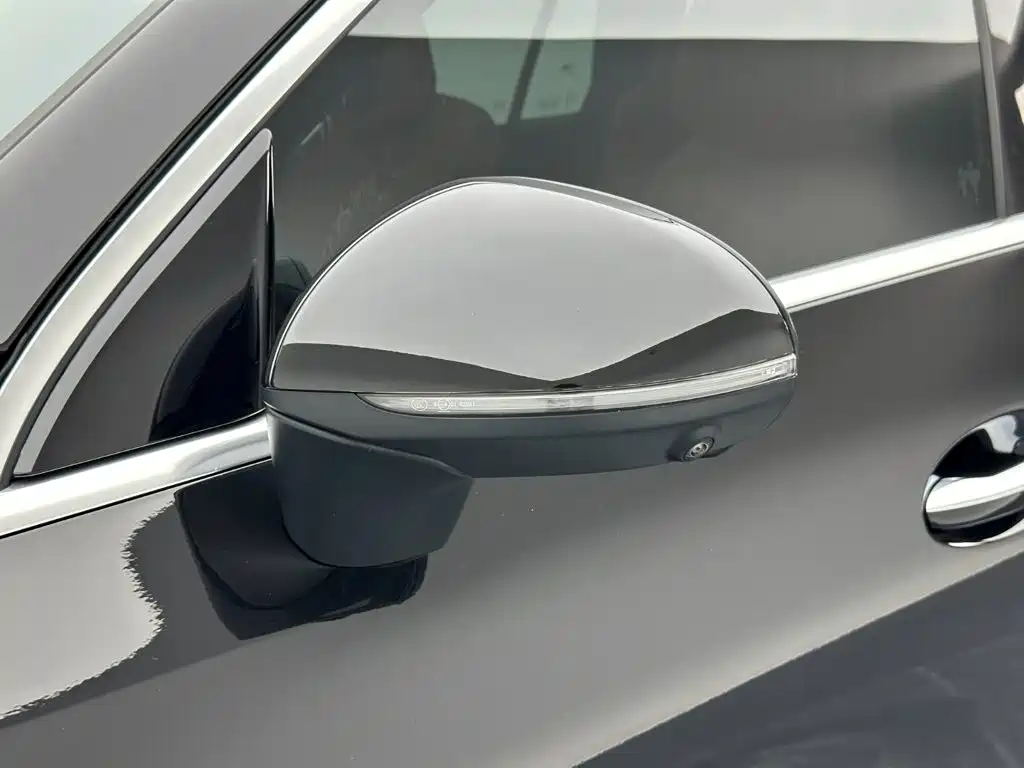 Mercedes-Benz GLC — миниатюра 20