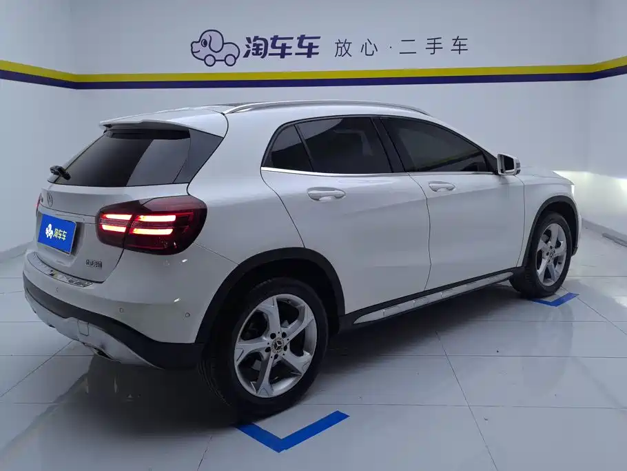 Mercedes-Benz GLA — миниатюра 3