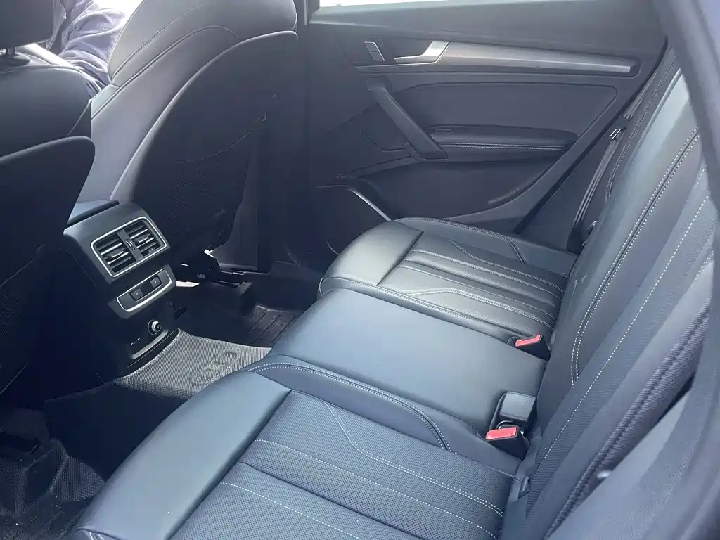 Audi Q5L — миниатюра 3