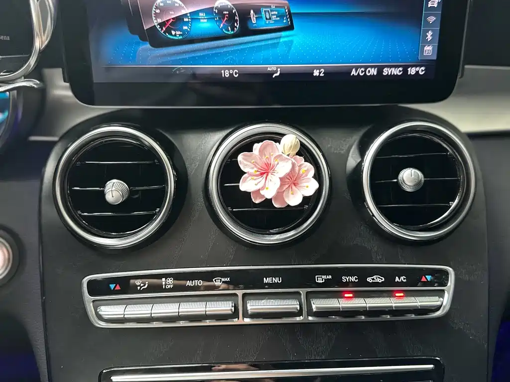 Mercedes-Benz C-Class — миниатюра 15