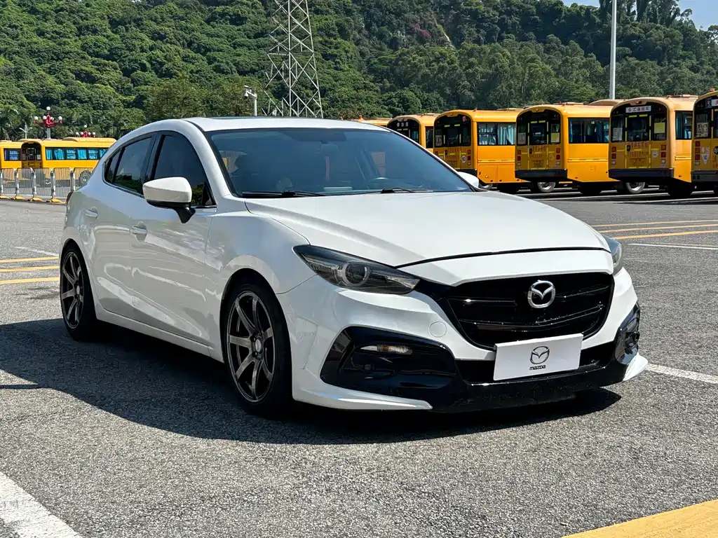 Mazda 3 Axela — миниатюра 3