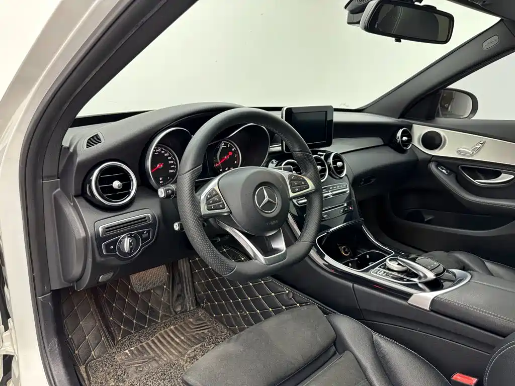 Mercedes-Benz C-Class — миниатюра 25