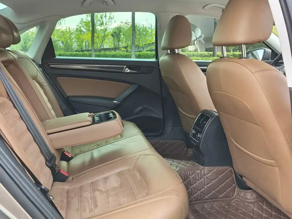 Volkswagen Passat — миниатюра 19